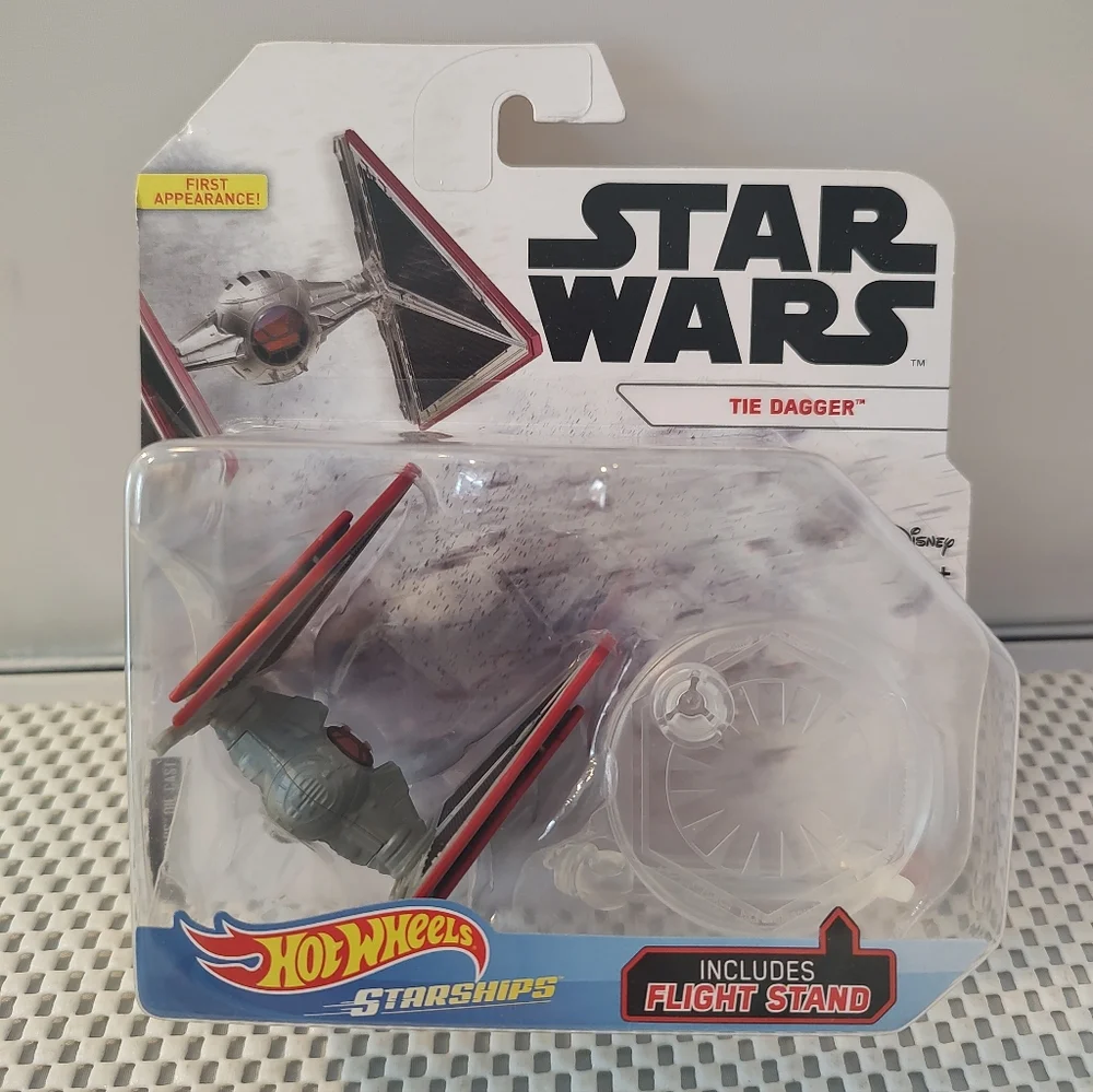 Hot Wheels Starships Tie Dagger Star Wars Die-Cast NWT Disney